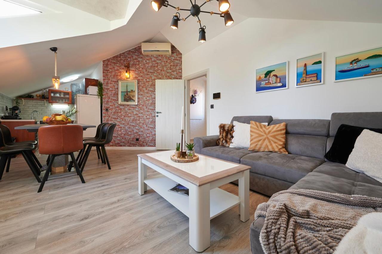 Apartment Ana-Marija Trogir Bagian luar foto