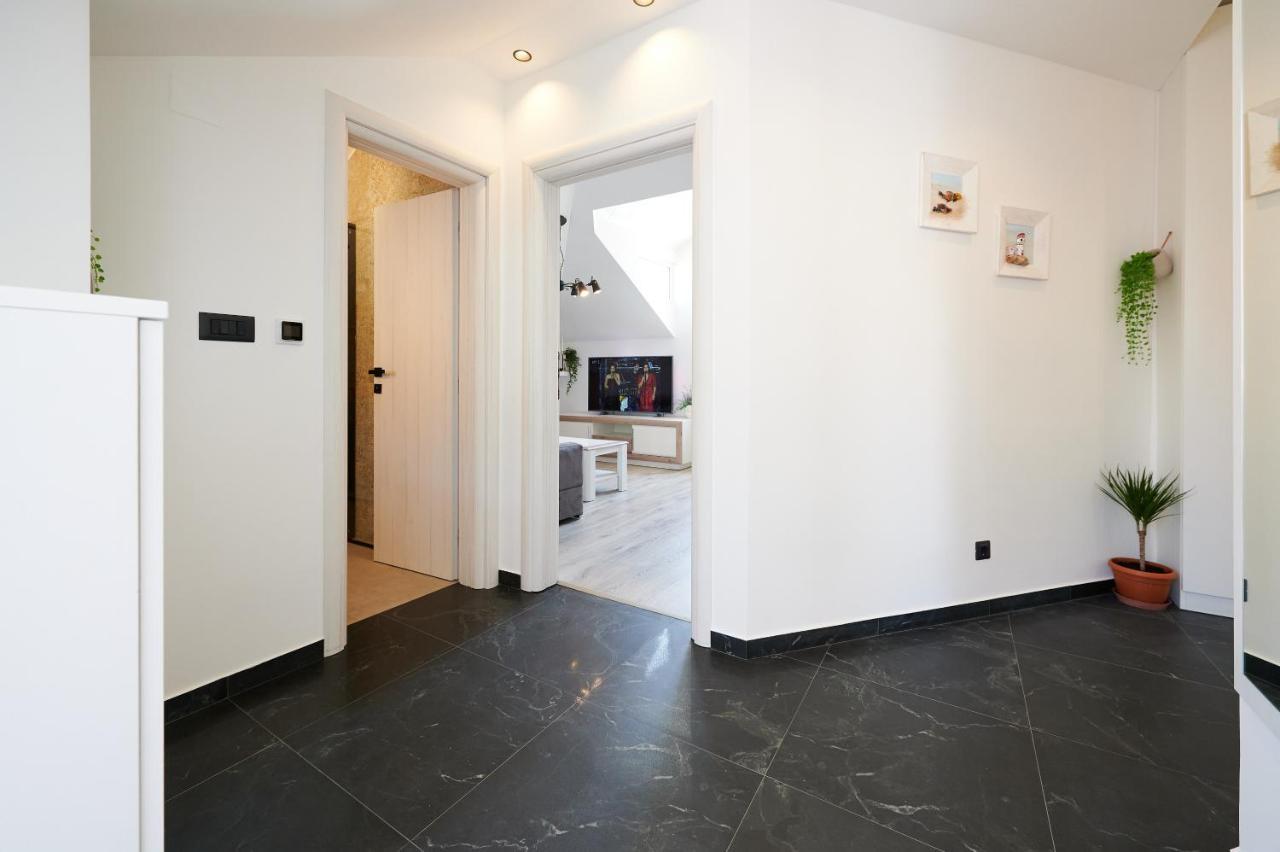 Apartment Ana-Marija Trogir Bagian luar foto
